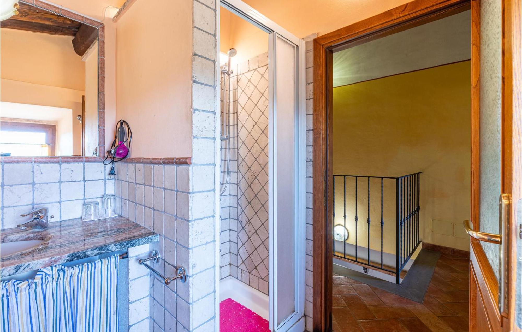 Awesome Home In Marliana With Kitchenette Exterior foto